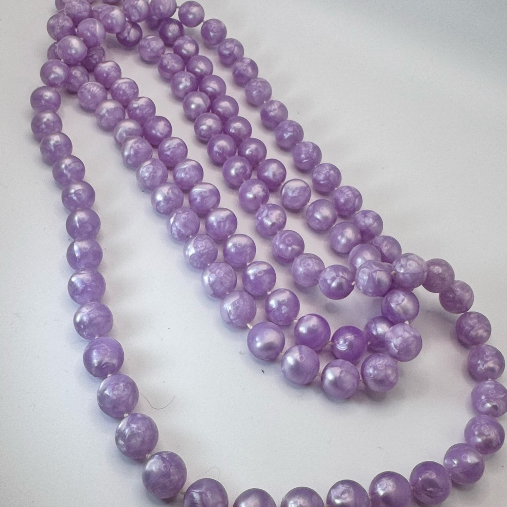 Elegant Purple Beaded Necklace